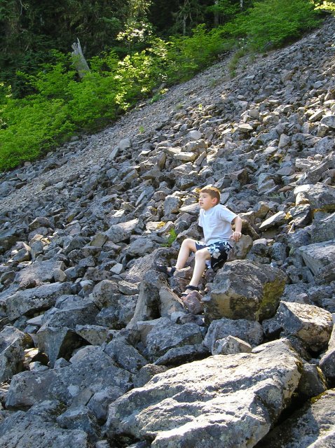 6.24-25.06 Memaloose Lake 064 